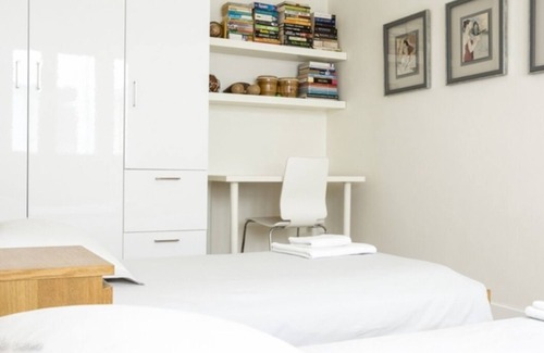 San Sebastian Centro Apartment | Apartment with terrace very close to La Concha beach