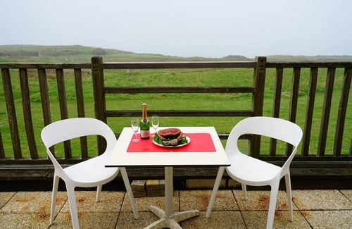 Wimereux Apartment | Apartment with three bedrooms with beautiful sea view