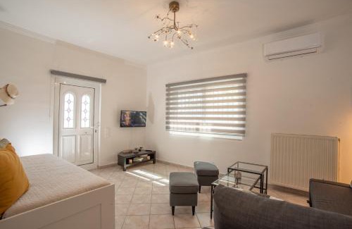Kiveri Apartment | Apartment with view in Kiveri, near Nafplio