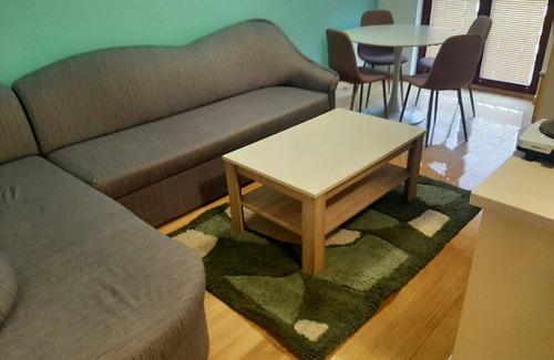 Babanovac Apartment | Apartment Zeleni - One Bedroom Apartment with Balcony