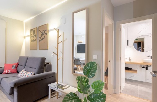 Castanos Apartment | APARTMENTO 6 by HiBilbao