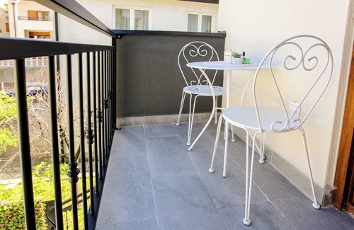 Mostar Old Town Apartment | apartments and rooms arch