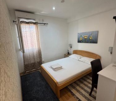 Savamala House | Apartments and Rooms L E F T RIVER Belgrade
