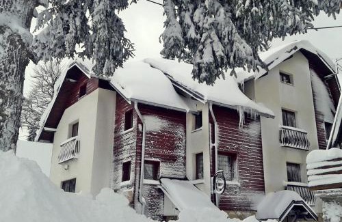 Jahorina Apartment | Apartments and Rooms Planinska Idila