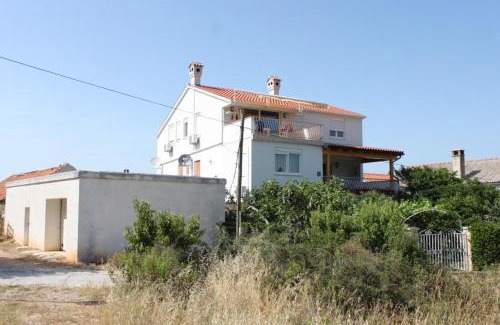 Bozava House | Apartments and rooms with parking space Bozava, Dugi otok - 8100