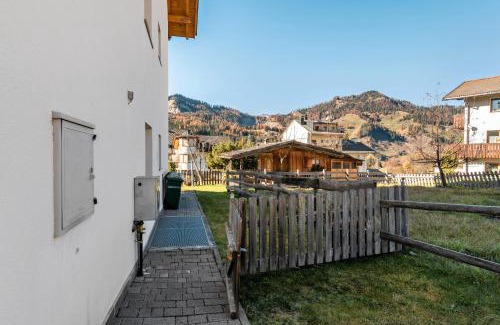 Badia Apartment | Apartments Campagnola