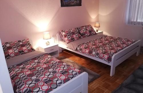 Zivinice House | Apartments Dedic