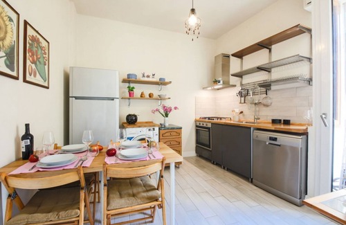 Santa Maria Novella Apartment | Apartments Florence- Rosselli Balcony