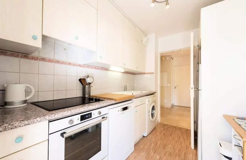 Prado - Republique Apartment | Apartments for 4 People