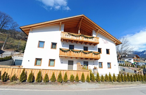 Ortisei Apartment | Apartments Hapeli 112A
