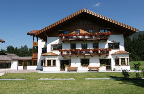 Valle San Silvestro Apartment | Apartments Hubertushof