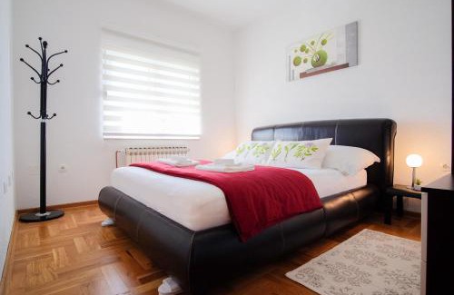 Trebinje Apartment | Apartments Lovori-Lorbe