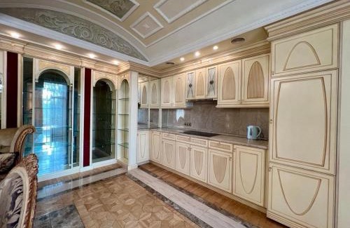 Lypky Apartment | Apartments Rentals Ukraine on Kreshchatik