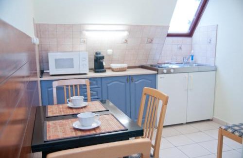 Heviz Apartment | Apartments Yowan