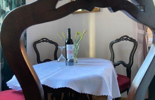 Szentendrei Apartment | ApartmentVillaSolomon7 - Dunakanyar Apartman Visegrád Panorámás