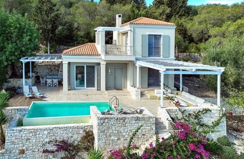 Katsimatika Villa | Apeiron II Villa - Two Bedroom Villa, Sleeps 5