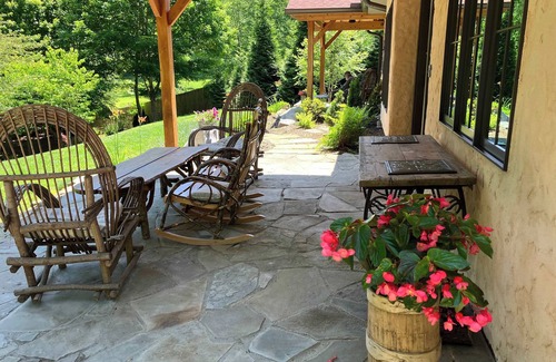 Black Mountain House | Apeldoorn House - 25 min to downtown Asheville