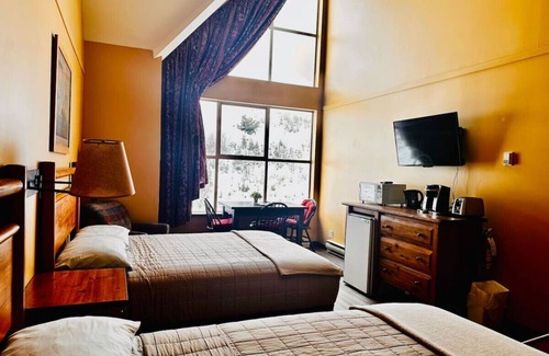 Okanagan-Similkameen Apartment | Apex Mountain ~ Alpine Ski Out 417