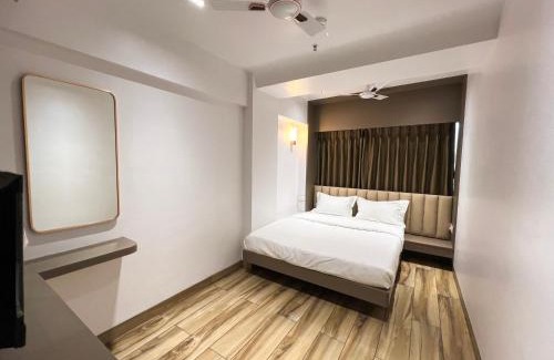 Borivali East Hotel | APEX STAY Rooms & Dormitory