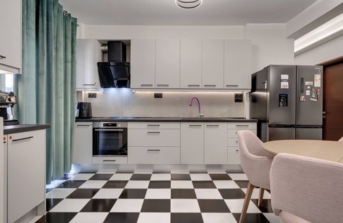 Thessaloniki City Centre Apartment | Aphrodite's House Upon White Tower