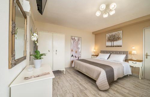 Argostoli Town Apartment | Aphrodite Superb Sea View Apartment
