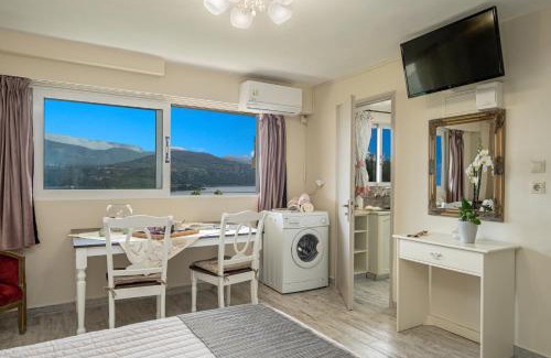 Argostoli Town Apartment | Aphrodite Superb Sea View Apartment