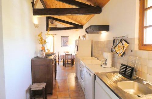 Herm House | Apiculteur