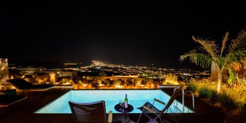 Pyrgos Hotel | Apikia Santorini