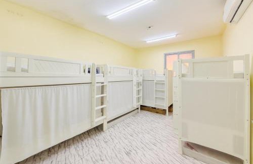 Dubai Apartment | Aplyns Dormitory Male&Female ,DUBAI