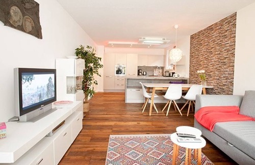 Schwarzenbach Apartment | App 1/6 - Moderne Fewo für bis 5 P. m. Balkonen + Bergblick - Ferienappartements Weissensee