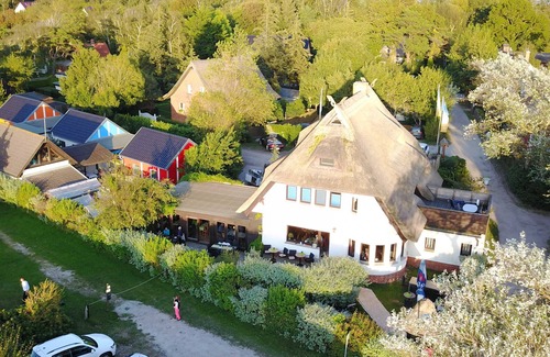 Dierhagen Ost Apartment | App. 2 cabin Windhook helmsman - Hotel Haus Windhook (directly on the Baltic Sea)
