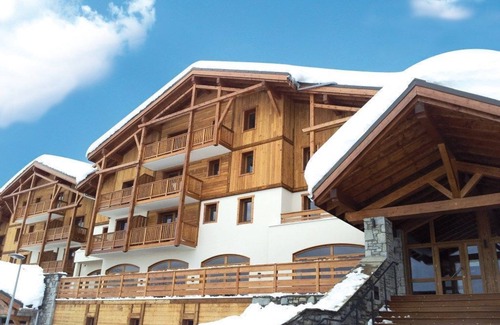 Les Saisies Condo | Appart à 100m des Pistes | Accès piscine + Sauna!