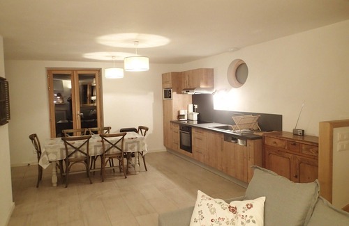 Monetier-les-Bains Apartment | Appart. Étendard Pour 8 Personnes Dans Maison Ancienne Rénovée