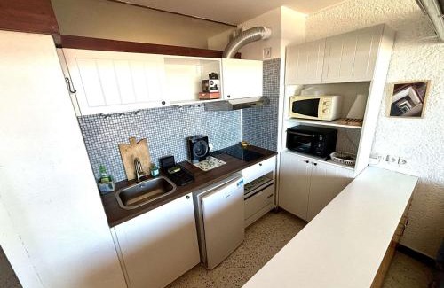 Port-la-Nouvelle Apartment | Appart 2 pièces à 50m plage avec balcon et parking, 6 couchages - FR-1-229C-99