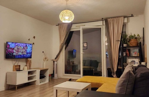 Bezons Apartment | Appart 3ch + Parking - 15 min de Paris