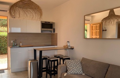 Monticello Apartment | Appart 4 pers, 2 Bedrooms, with terrace sea view, Clim, private packing
