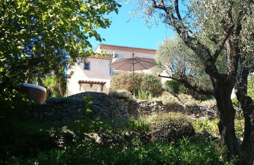 Vence Apartment | Appart 55 m2, with Jacuzzi and large private terrace, magnificent view