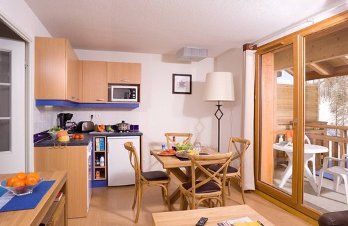 Les Orres Condo | Appart au calme coeur de la station, ski aux pieds