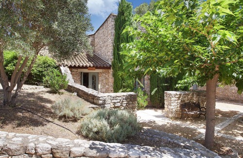 Gordes Condo | Appart Confortable + Accès Piscine Saisonnière