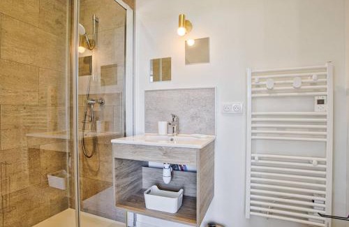 Merville-Franceville-Plage Apartment | Appartement lumineux avec 2 balcons à 600m de la plage - FR-1-788-78