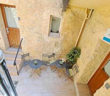 Malaucene Apartment | Appart-Hôtel Résidence Maloc