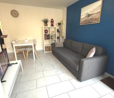 Dreux Apartment | Appart' Lumineux & Chic - Parking Rue Sans Stress