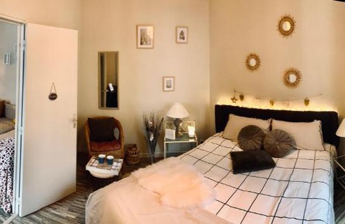 Blois Apartment | Appart "Océan" - 5min Château Blois by Sweet Home Company