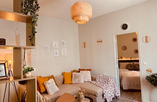 Blois Apartment | Appart "Océan" - 5min Château Blois by Sweet Home Company