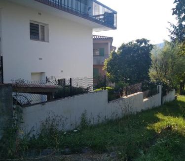 Vernet-les-Bains Cabin | Appart Rez de Jardin Chez Anne