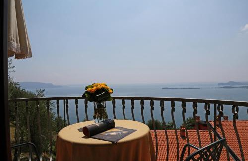 Gardone Riviera Apartment | Appartamenti Borgo