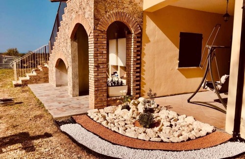 Sorso Apartment | Appartamenti Indipendenti in Villa a due Passi dal Mare