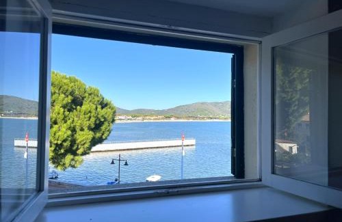 Marina di Campo Apartment | Appartamenti Lungomare Seafront - Goelba