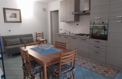 Grottammare Apartment | Appartamento 100mq in villa con giardino recintato
