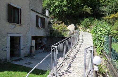 Montorfano Apartment | Appartamento AQUILONE